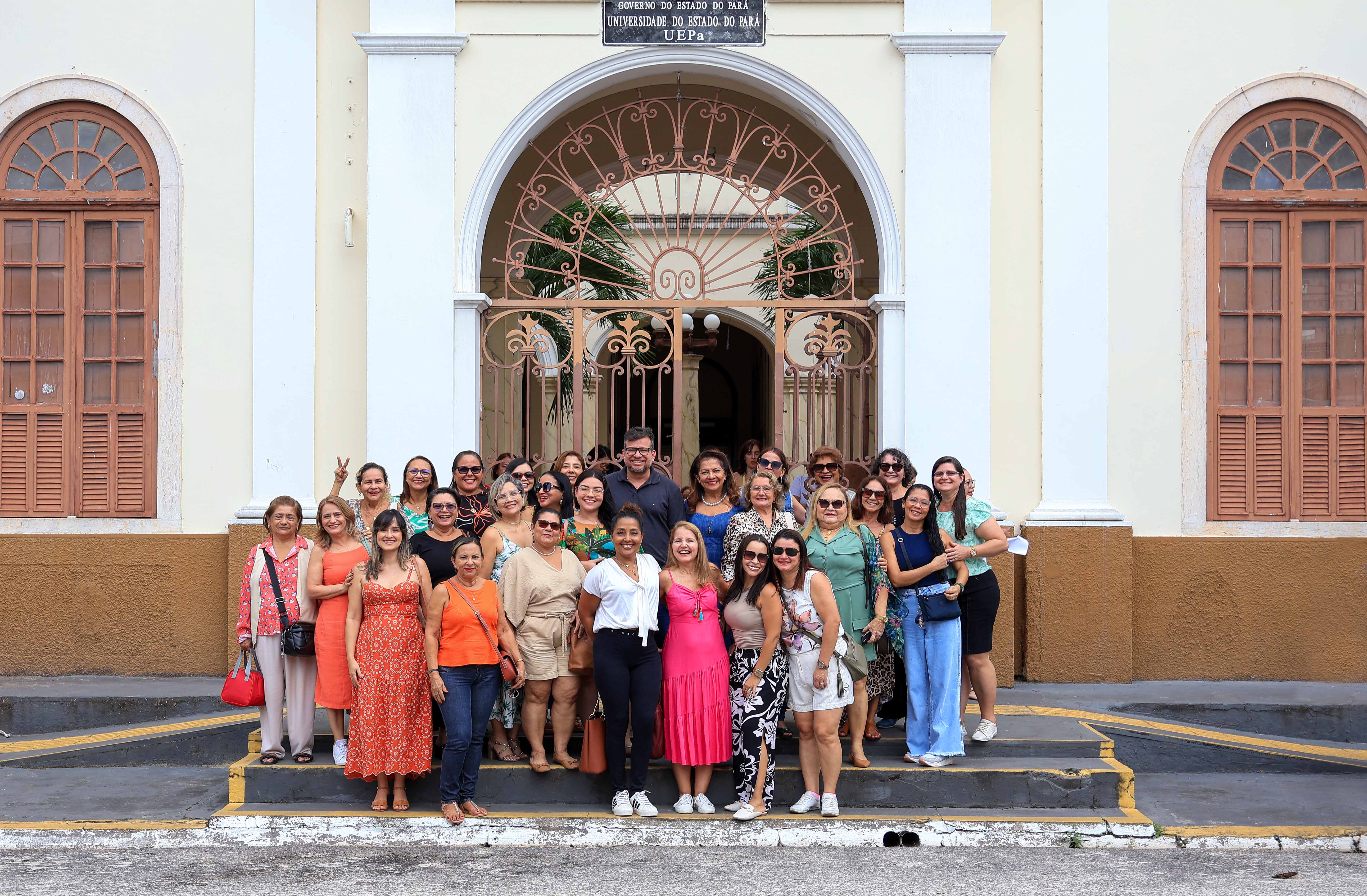 Passeio de Barco Iate Borari - Dia das Mães