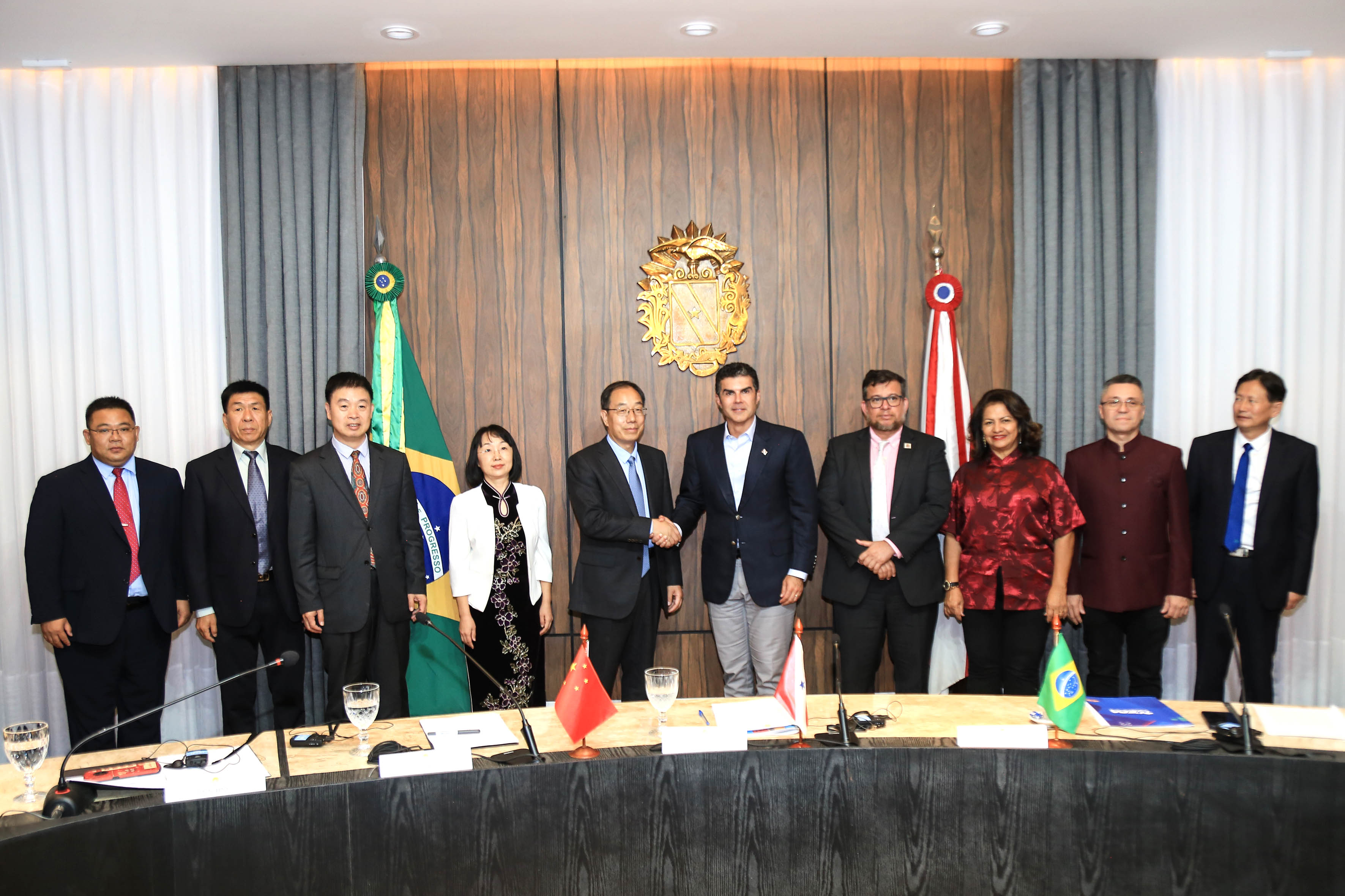 Reunião da comitiva chinesa e gestão da Uepa com governador Helder Barbalho.