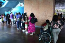 A Universidade do Estado do Pará (Uepa) está presente na 28ª Feira Pan-Amazônica do Livro e das Multivozes. Na foto, visita ao estande Planetário. Foto: Sidney Oliveira/Ascom Uepa