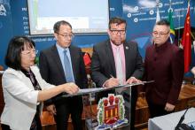 Reunião entre a gestão superior da Uepa e a delegação da Shandong Normal University (SDNU). Na ocasião, foi assinado a  renovação do convênio com o Instituto Confúcio. Foto: Sidney Oliveira - Ascom Uepa.