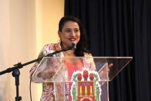 A vereadora Vivi Reis, fisioterapeuta egressa da Uepa esteve presente na solenidade. Foto: Sidney Oliveira/Ascom Uepa.