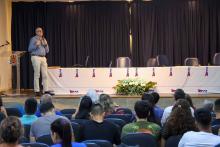 Solenidade alusivo aos 40 anos do curso de Fisioterapia. Na foto, o professor Renato Teixeira. Foto: Sidney Oliveira/Ascom Uepa.