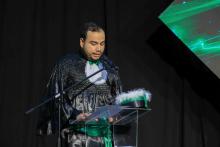 Durante a cerimônia de formatura dos alunos do curso de Medicina, a aluna Lívia Guerreiro de Barros Bentes recebeu a Medalha Prof. Dr. João Maradei, como prêmio por seu desempenho acadêmico.