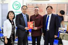 A delegação chinesa em visita às instalações físicas do Instituto Confúcio na Uepa, em Belém. Fotos - Sidney Oliveira - Ascom Uepa.