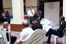 Celebração Ecumênica de Páscoa no Hall da reitoria. Na foto, o reitor Clay Chagas. Foto: Sidney Oliveira/Ascom Uepa.