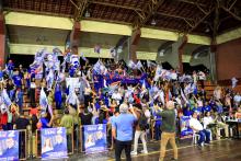 Foi realizado, na noite dessa quarta-feira, 26, o debate entre os candidatos a reitor e vice-reitor de Uepa, no ginásio do CCBS. Na foto, apoiadores da chapa 2. Foto: Sidney Oliveira/Ascom Uepa