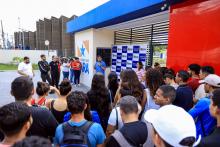 Na manhã desta sexta - feira, 13, foi inaugurada a pintura do muro do campus XXll, em Ananindeua. O reitor Clay Chagas esteve presente para fazer a visita à arte no muro junto aos servidores e alunos do campus, além de visitar também o laboratório multidisciplinar. Foto: Sidney Oliveira/Ascom Uepa.