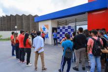 Na manhã desta sexta - feira, 13, foi inaugurada a pintura do muro do campus XXll, em Ananindeua. O reitor Clay Chagas esteve presente para fazer a visita à arte no muro junto aos servidores e alunos do campus, além de visitar também o laboratório multidisciplinar. Foto: Sidney Oliveira/Ascom Uepa.