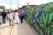 Na manhã desta sexta - feira, 13, foi inaugurada a pintura do muro do campus XXll, em Ananindeua. O reitor Clay Chagas esteve presente para fazer a visita à arte no muro junto aos servidores e alunos do campus, além de visitar também o laboratório multidisciplinar. Foto: Sidney Oliveira/Ascom Uepa.