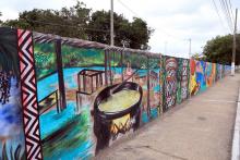 Na manhã desta sexta - feira, 13, foi inaugurada a pintura do muro do campus XXll, em Ananindeua. O reitor Clay Chagas esteve presente para fazer a visita à arte no muro junto aos servidores e alunos do campus, além de visitar também o laboratório multidisciplinar. Foto: Sidney Oliveira/Ascom Uepa.