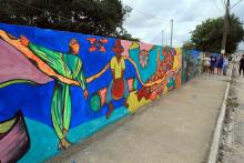 Na manhã desta sexta - feira, 13, foi inaugurada a pintura do muro do campus XXll, em Ananindeua. O reitor Clay Chagas esteve presente para fazer a visita à arte no muro junto aos servidores e alunos do campus, além de visitar também o laboratório multidisciplinar. Foto: Sidney Oliveira/Ascom Uepa.