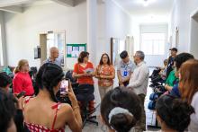O reitor em exercício, Carlos Capela, entregou, na manhã desta terça - feira, 25, equipamentos à Escola de Enfermagem Magalhães Barata. Foto: Sidney Oliveira/Ascom Uepa.