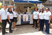 Com o intuito de apresentar símbolos de diferentes religiões, fazer perceber a riqueza da diversidade e apontar para o respeito às diferentes crenças e acenar para o compromisso de todos para erradicarmos a intolerância religiosa presente em nossa sociedade, o Curso de Licenciatura em Ciências da Religião – UEPA, promoveu no dia 20 de outubro, na Praça da República, a Exposição “Símbolos sagrados das Religiões – conhecer para respeitar e conviver em paz”.