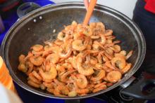 Feira do Empreendedor e Açaí Musical nos 80 Anos da Escola de Enfermagem