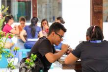 Feira do Empreendedor e Açaí Musical nos 80 Anos da Escola de Enfermagem