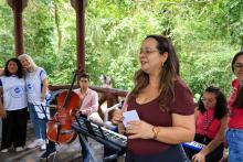 Grupo APOIA homenageia mães de pessoas autistas