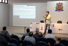 A Uepa inicia campanha de prevenção de diversos tipos de assédio moral no ambiente de trabalho. Na foto, Wando Miranda - palestrante. Foto: Sidney Oliveira/Ascom Uepa.