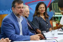 APOSIÇÃO DO QUADRO DO REITOR CLAY