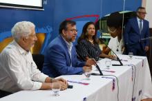 APOSIÇÃO DO QUADRO DO REITOR CLAY