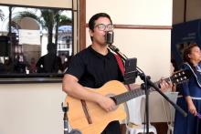 Servidores da Uepa participam do culto ecumênico de Páscoa na reitoria. Foto: Sidney Oliveira/Ascom Uepa.