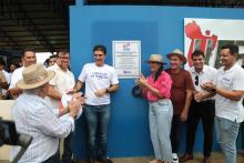 O governador Helder Barbalho e o Reitor da Uepa, Clay Chagas, inauguram quadra poliesportiva em Conceição do Araguaia. Foto: Sidney Oliveira/Ascom Uepa