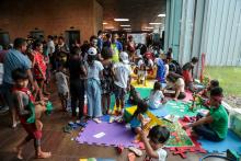 A Uepa promoveu brincadeiras no dia 19 de abril, no Hangar, em alusão ao Dia dos Povos Indígenas. Foto: Sidney Oliveira/Ascom Uepa.