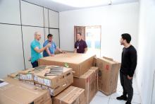 O Reitor da Uepa, Clay Chagas, entrega equipamentos no Campus XVI de Barcarena. Fotos: Sidney Oliveira/Ascom Uepa.