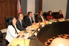 A delegação chinesa e a gestão da Uepa se reuniram com o governador Helder Barbalho, na Casa Civil. Foto - Sidney Oliveira - Ascom Uepa