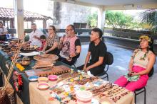 Roda de conversa e mostra sobre cultura alimentar indígena no CCSE. Foto: Marcelo Rodrigues/Ascom Uepa.