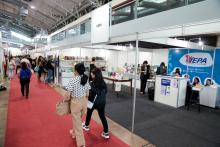 Foi lançado no estande da Eduepa que integra a Feira do Livro, o  Ebook " Gênero e Sexualidade  na Amazônia", na tarde dessa quarta-feira (21). - Foto: Sidney Oliveira/Ascom Uepa.