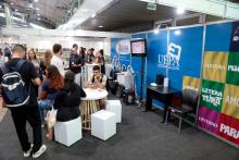 Foi lançado no estande da Eduepa que integra a Feira do Livro, o  Ebook " Gênero e Sexualidade  na Amazônia", na tarde dessa quarta-feira (21). - Foto: Sidney Oliveira/Ascom Uepa.