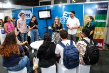 Foi lançado no estande da Eduepa que integra a Feira do Livro, o  Ebook " Gênero e Sexualidade  na Amazônia", na tarde dessa quarta-feira (21). - Foto: Sidney Oliveira/Ascom Uepa.