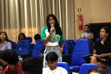 Apresentação das alunas do projeto Meninas na escola, mulheres na ciência: tecendo caminhos de equidade na Amazônia paraense. Foto: Sidney Oliveira/Ascom Uepa.