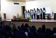 Apresentação das alunas do projeto Meninas na escola, mulheres na ciência: tecendo caminhos de equidade na Amazônia paraense. Foto: Sidney Oliveira/Ascom Uepa.