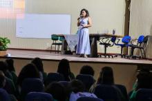 A professora Josinete Pereira falou sobre a importância do projeto durante a abertura. Foto: Sidney Oliveira/Ascom Uepa.
