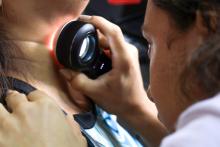 A Universidade do Estado do Pará (Uepa) sediou na manhã desta sexta-feira, 18, o mutirão de atendimento dermatológico com foco em hanseníase, promovido pela Sociedade Brasileira de Dermatologia (SBD) em parceria com a International League of Dermatological Society (ILDS). Foto: Sidney Oliveira/Ascom Uepa