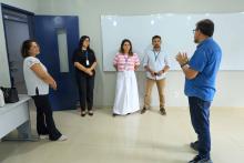 Na manhã desta sexta - feira, 13, foi inaugurada a pintura do muro do campus XXll, em Ananindeua. O reitor Clay Chagas esteve presente para fazer a visita à arte no muro junto aos servidores e alunos do campus, além de visitar também o laboratório multidisciplinar. Foto: Sidney Oliveira/Ascom Uepa.