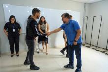 Na manhã desta sexta - feira, 13, foi inaugurada a pintura do muro do campus XXll, em Ananindeua. O reitor Clay Chagas esteve presente para fazer a visita à arte no muro junto aos servidores e alunos do campus, além de visitar também o laboratório multidisciplinar. Foto: Sidney Oliveira/Ascom Uepa.