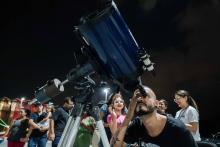 Mais de 180 pessoas compareceram na Usina da Paz do Benguí, nesta quinta-feira, 14, para a observação do céu noturno proporcionada pelo Centro de Ciências e Planetário do Pará.