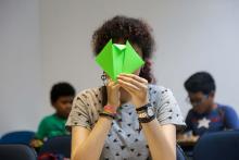 Planetário promove minicurso e oficinas de férias. Na foto, Origami. Foto: Sidney Oliveira / Ascom Uepa