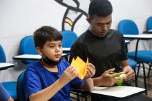 Planetário promove minicurso e oficinas de férias. Na foto, Origami. Foto: Sidney Oliveira / Ascom Uepa