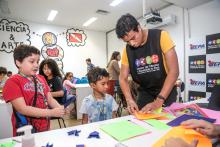 Planetário promove minicurso e oficinas de férias. Na foto, Origami. Foto: Sidney Oliveira / Ascom Uepa