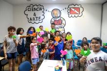 Planetário promove minicurso e oficinas de férias. Na foto, Origami. Foto: Sidney Oliveira / Ascom Uepa