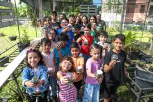 Planetário promove minicurso e oficinas de férias. Na foto, oficina de Mini Terrário - Foto: Sidney Oliveira / Ascom Uepa