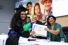 Na noite de quarta-feira, 18, a Universidade do Estado do Pará (Uepa) realizou a outorga de grau das primeiras turmas de graduação em Parauapebas, no sudeste do Pará. Ao todo, 37 alunos receberam seu diploma nas áreas de Licenciatura em Matemática, Bacharelado em Engenharia de Software e Licenciatura em Ciências Biológicas. Foto: Sidney Oliveira/Ascom Uepa.