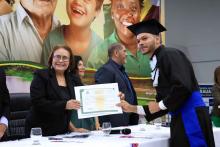 Na noite de quarta-feira, 18, a Universidade do Estado do Pará (Uepa) realizou a outorga de grau das primeiras turmas de graduação em Parauapebas, no sudeste do Pará. Ao todo, 37 alunos receberam seu diploma nas áreas de Licenciatura em Matemática, Bacharelado em Engenharia de Software e Licenciatura em Ciências Biológicas. Foto: Sidney Oliveira/Ascom Uepa.