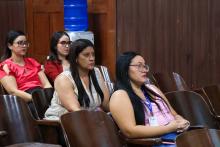  Dezenas de servidores participaram do evento de forma presencial e online. Foto: Sidney Oliveira/Ascom Uepa.