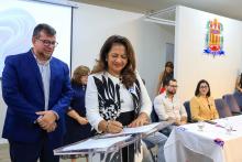 Foi realizada na manhã de hoje, a cerimônia de posse do professor Frederico  Bicalho e da professora Edina Fialho aos cargos de diretor e vice-diretora, respectivamente do Centro de Ciências Sociais e Educação (CCSE). Na foto, a vice-reitora, Ilma Pastana. Foto: Sidney Oliveira/Ascom Uepa