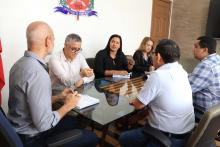 O reitor em exercício, Carlos Capela, recebe o Prefeito de São Sebastião de Boa Vista, Getúlio Brabo e comitiva, na manhã desta terça-feira, 25. Foto: Sidney Oliveira/Ascom Uepa.