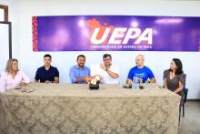 O reitor da Uepa, Clay Anderson Nunes Chagas, visitou o campus XV de Redenção, reuniu com servidores e alunos, e na ocasião também entregou novos equipamentos em cumprimprimento de sua agenda ao campus. Foto: Sidney Oliveira/Ascom Uepa.